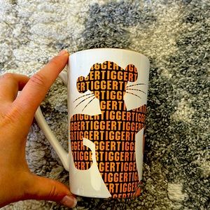 Tigger Disney store mug